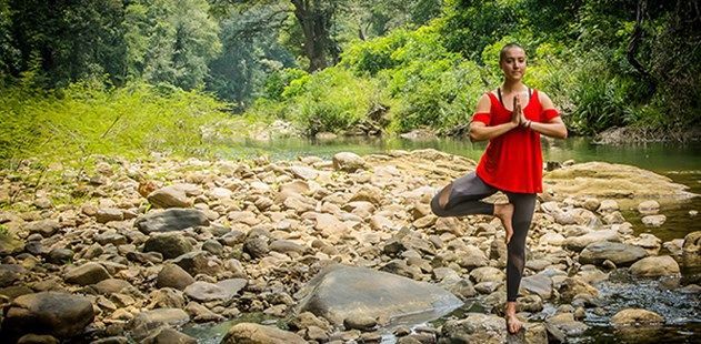 Santani Yoga Outdoor1 Blog Header