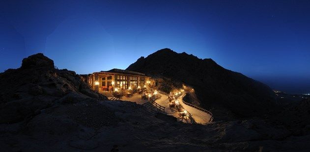 Zighy Bay Dining Night Blog Header