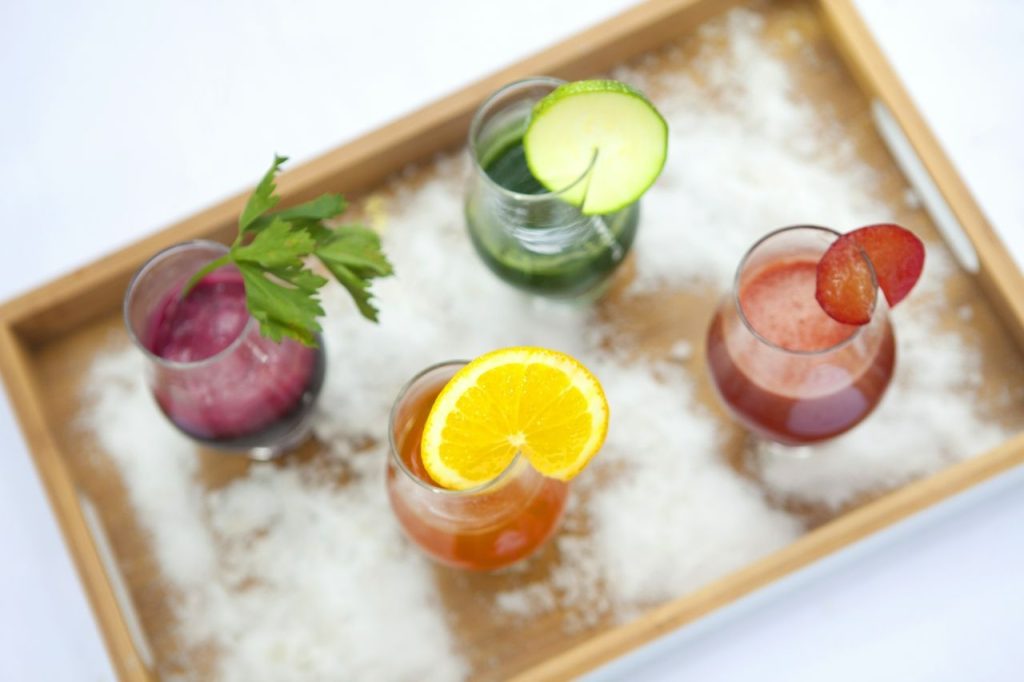 The Pros and Cons of a Juice Cleanse Retreat