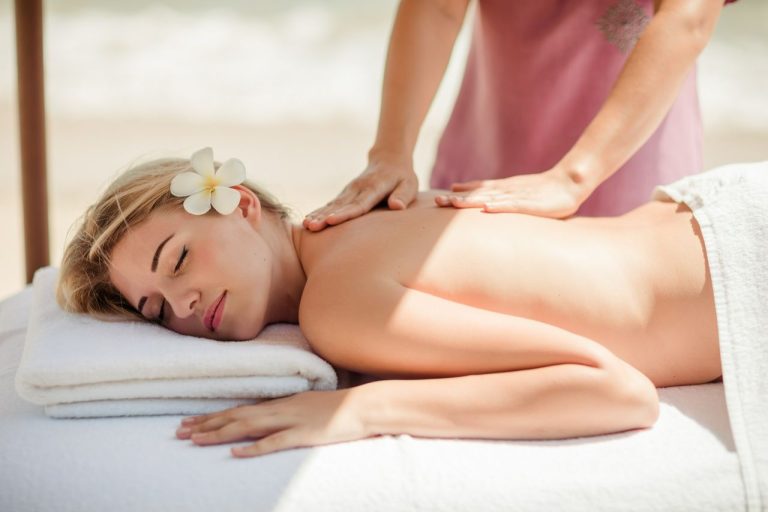 De-stress Spa & Wellness at Amatara Welleisure Resort